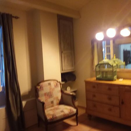 Chambre Pour 2 Personnes Avec Salle De Bain Privee Tourves Ngoại thất bức ảnh
