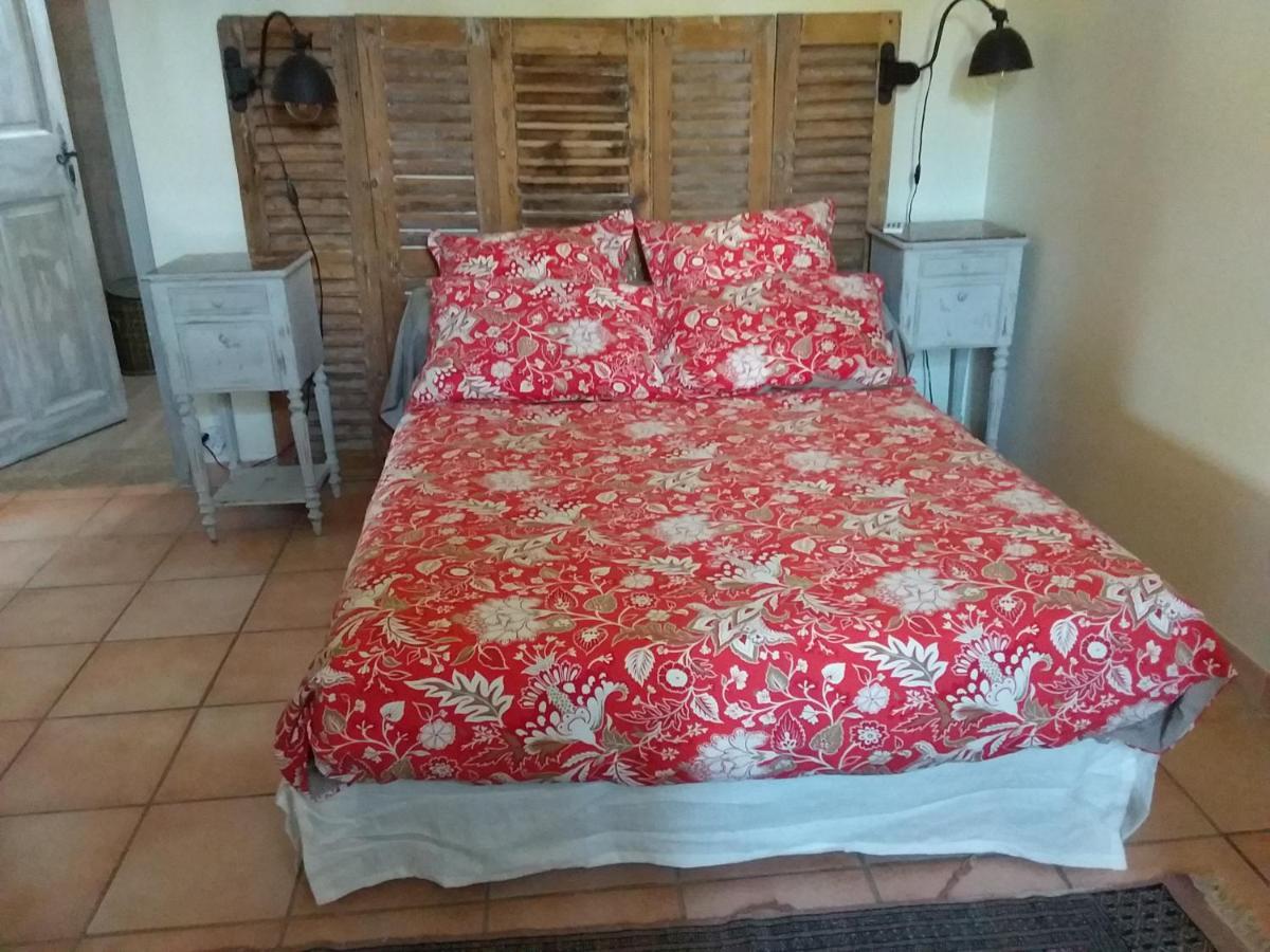 Chambre Pour 2 Personnes Avec Salle De Bain Privee Tourves Ngoại thất bức ảnh