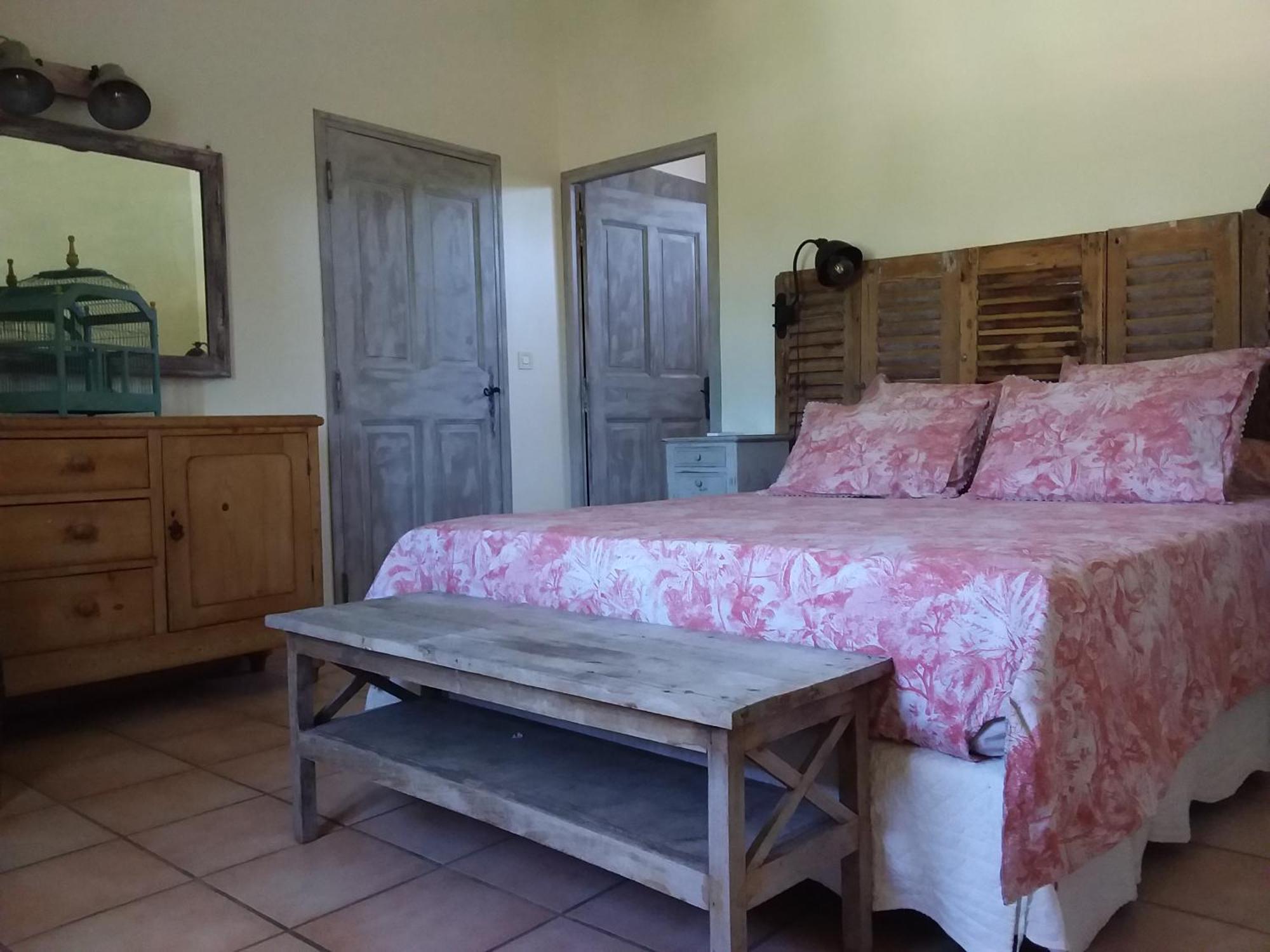 Chambre Pour 2 Personnes Avec Salle De Bain Privee Tourves Ngoại thất bức ảnh